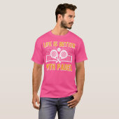 Leven is beter met Padel Grappig Racket Bal Sporte T-shirt (Voorkant volledig)