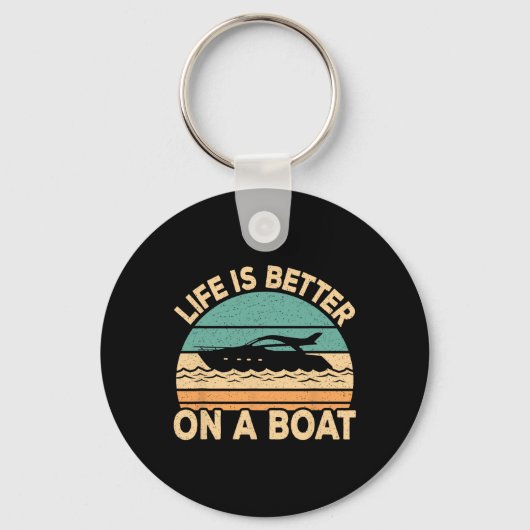 Leven Is Beter Op Een Boot Grappige Retro Vaar Kap Sleutelhanger (Voorkant)