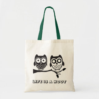 LEVEN IS EEN HOOT TOTE BAG
