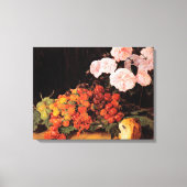 Leven met Rozen, aardbeien en brood Canvas Afdruk (Voorkant)