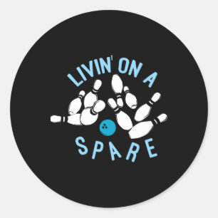 Leven op een reserve - grappige bowler en bowling ronde sticker