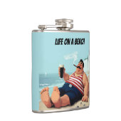 Leven op het strand, Man roken Sigaar en Drink Bie Heupfles (Rechts)