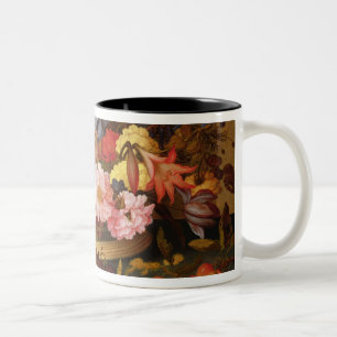 Leven van fruit en een mand bloemen tweekleurige koffiemok