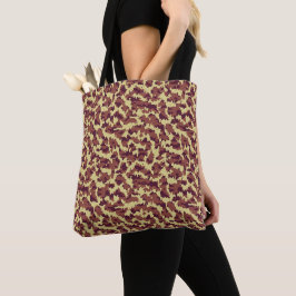 Levend camouflage-doodlepatroon in zwart en rood n tote bag