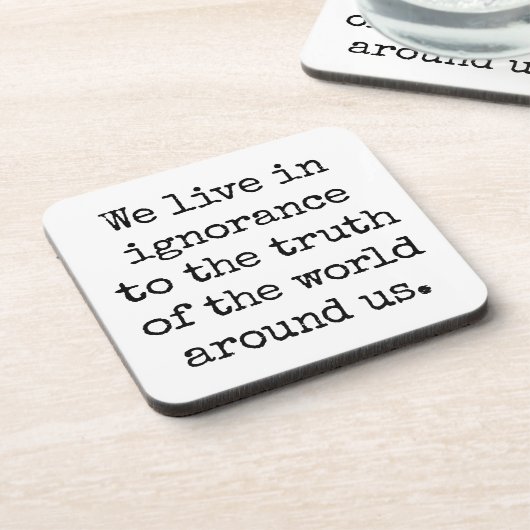 Levend in Onderzetter van onregelmatig hardplastic (Linkerzijde)