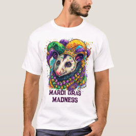 Levend Mardi Gras opossum in narrenmasker en krale T-shirt