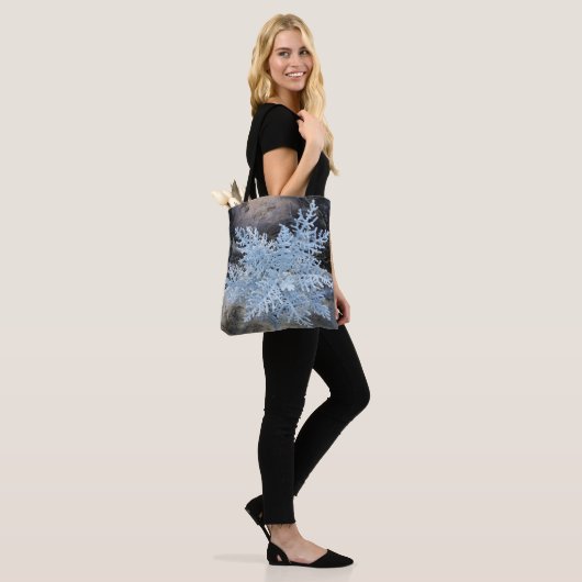 Levende Snowflake Tote Bag (Op model)