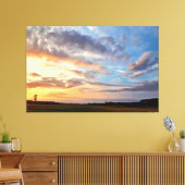 Levende zonsondergang boven open veld 1 canvas afdruk (Insitu (Woonkamer))