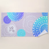 Levendig Aqua Blue Random Mandala Monogram Strandlaken (Voorkant)