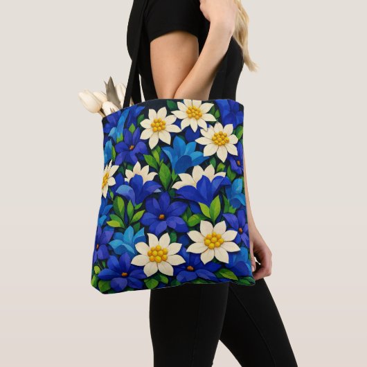 Levendig Blauw & Wit Bloemmotief  Tote Bag (Dichtbij)