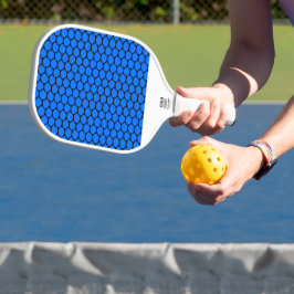 Levendig blauw zwart betegeld honingraatpatroon op pickleball paddle