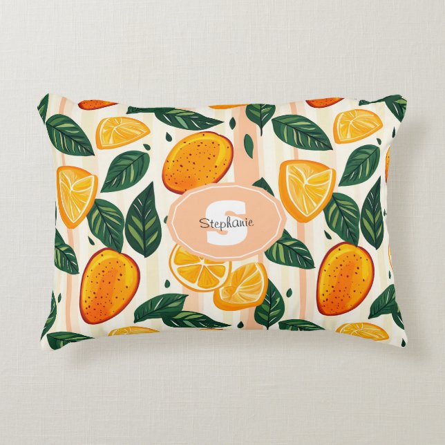 Levendig citrusfruitpatroon met groene bladeren accent kussen (Voorkant)