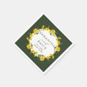 Levendig geel groen bruiloft bloemen gepersonalise servet (Hoek)