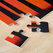 Levendig gekleurd gebladerte op silhouet zwarte bo legpuzzel (Zijkant)