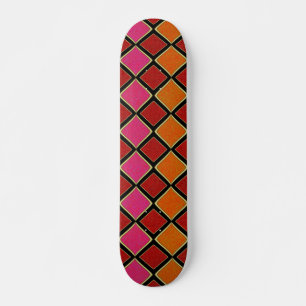Levendig Harlekijn-diamantpatroon in rood, oranje, Persoonlijk Skateboard