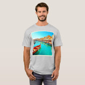 Levendig mediterraan ontwerp van havenleven t-shirt (Voorkant volledig)