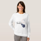 Levendig minimalistisch meisje met kleurrijke tint t-shirt (Voorkant volledig)