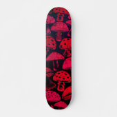Levendig patroon van rode paddenstoelen persoonlijk skateboard (Voorkant)