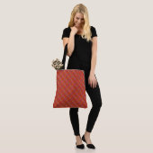 Levendig rode visnetten diagonaal patroon tote bag (Op model)