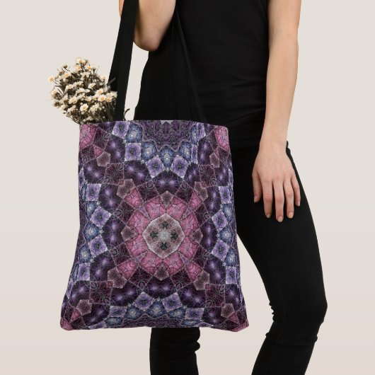 Levendig roze en paarse Mandala webpatroon Tote Bag (Dichtbij)