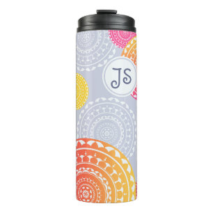 Levendig roze geel willekeurig mandala monogram thermosbeker