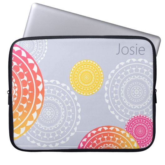 Levendig Roze Geel Willekeurige Mandala op Blauwe Laptop Sleeve (Voorkant)