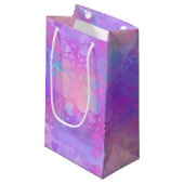 Levendig Roze Holografisch Hartpatroonontwerp Klein Cadeauzakje (Voorkant Gekanteld)