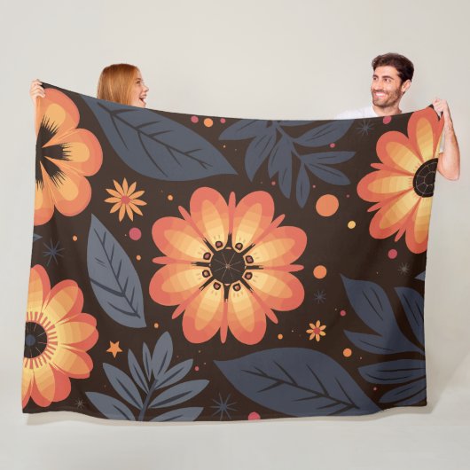 Levendig Sinaasappel Bloempatroon op Donkere Achte Fleece Deken (In situ)