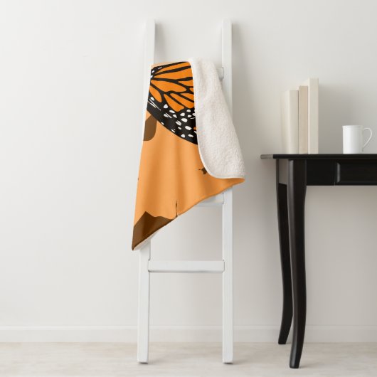 Levendig Sinaasappel Feeding Monarch Butterfly Pai Sherpa Deken (In situ)