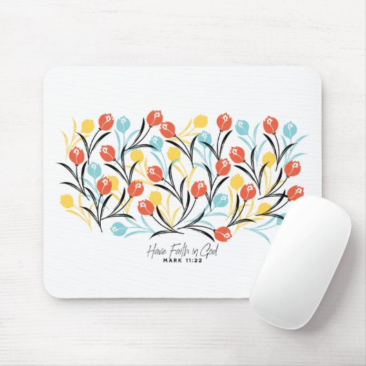 Levendig Tulp Patroon Bloemen Design op Wit Muismat (Met muis)