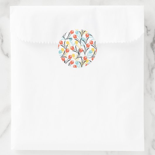 Levendig Tulp Patroon Bloemen Design op Wit Ronde Sticker (Tas)