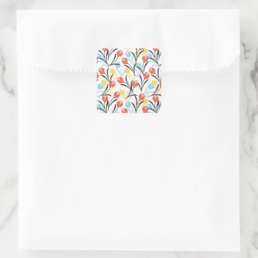 Levendig Tulp Patroon Bloemen Design op Wit Vierkante Sticker (Tas)