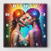 Levendig tweelingportret met dramatische verlichti vierkante klok (Voorkant)