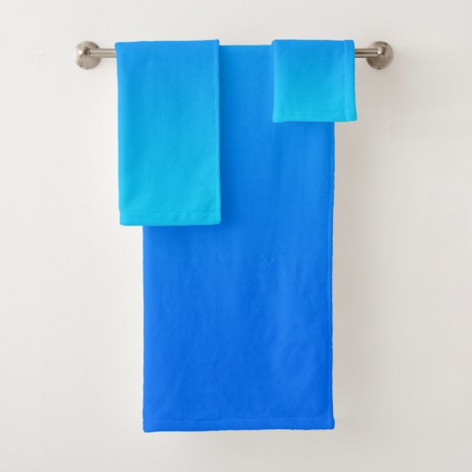 Levendige Aqua Hemelblauwe Gradiënt Bad Handdoek (Insitu)