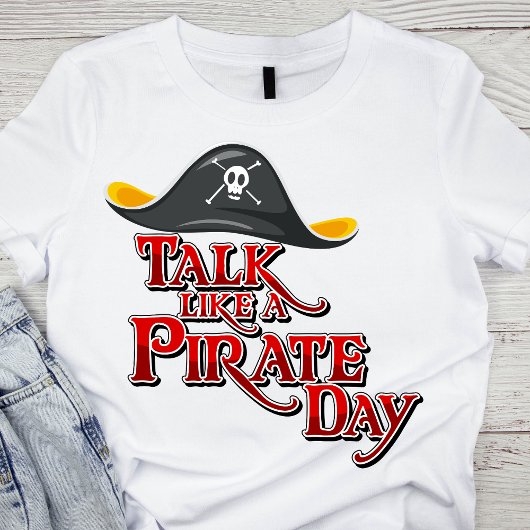Levendige Black Pirate Pet met 'Talk Like a Pirate T-shirt
