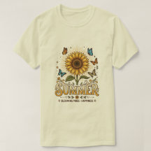 Levendige bloeiende zomer zonnebloem met vlinders
