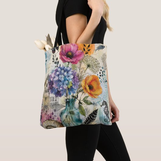 Levendige Botanische Mixed Media Collage Kunst Tote Bag (Dichtbij)