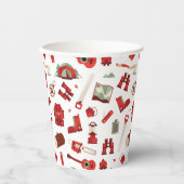 Levendige camping iconen in feestelijke avontuur t papieren bekers (Voorkant)