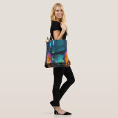 Levendige cyberpunk-stadslandschap met bogen tote bag (Op model)