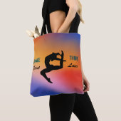 Levendige en kleurrijke Gradient Dance Quote Tote Bag (Dichtbij)