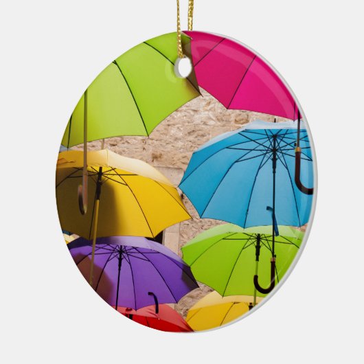 Levendige en kleurrijke paraplu's keramisch ornament (Links)