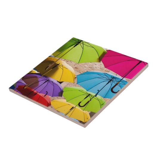 Levendige en kleurrijke paraplu's tegeltje (Zijkant)