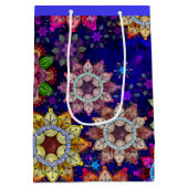 Levendige Exploding Waterverf Mandala's - Medium Medium Cadeauzakje (Achterkant)