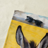 Levendige ezel en gele narcissen strandlaken (In situ)