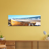 Levendige gele boot op strand kustfotografie canvas afdruk (Insitu (Woonkamer))