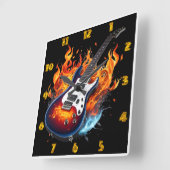 Levendige gitaar omringd door vlammen bij schemeri vierkante klok (Hoek)