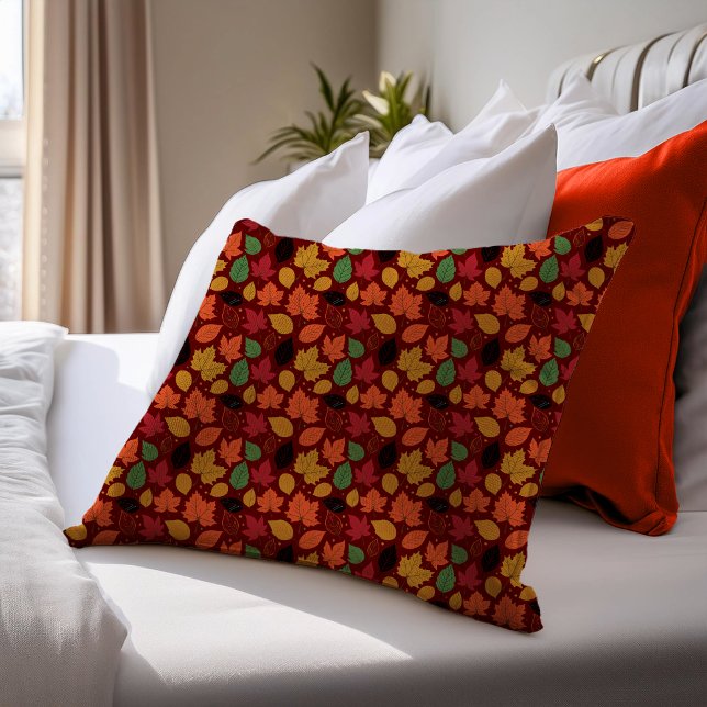 Levendige herfst laat een veelkleurig patroon acht accent kussen (Vibrant Autumn Leaves Multi-Colored Pattern Accent Pillow)