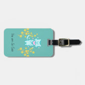 Levendige kat met gele bloemen Bagagelabel (Voorkant horizontaal)