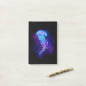 Levendige kleur gloeiende kwal post-it® notes (Op bureau)
