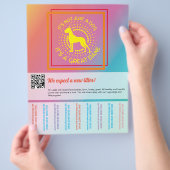 Levendige kleuren die flyer verkopen (Hand)